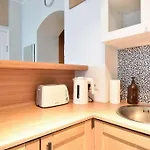 Appartement Serene 1br With Sauna & Private Entrance Tallinn