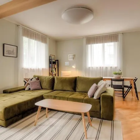 Serene 1br With Sauna & Private Entrance * Tallinn