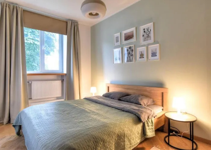 Serene 1br With Sauna & Private Entrance Apartamento Talin