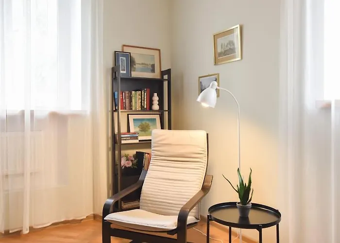 Serene 1br With Sauna & Private Entrance